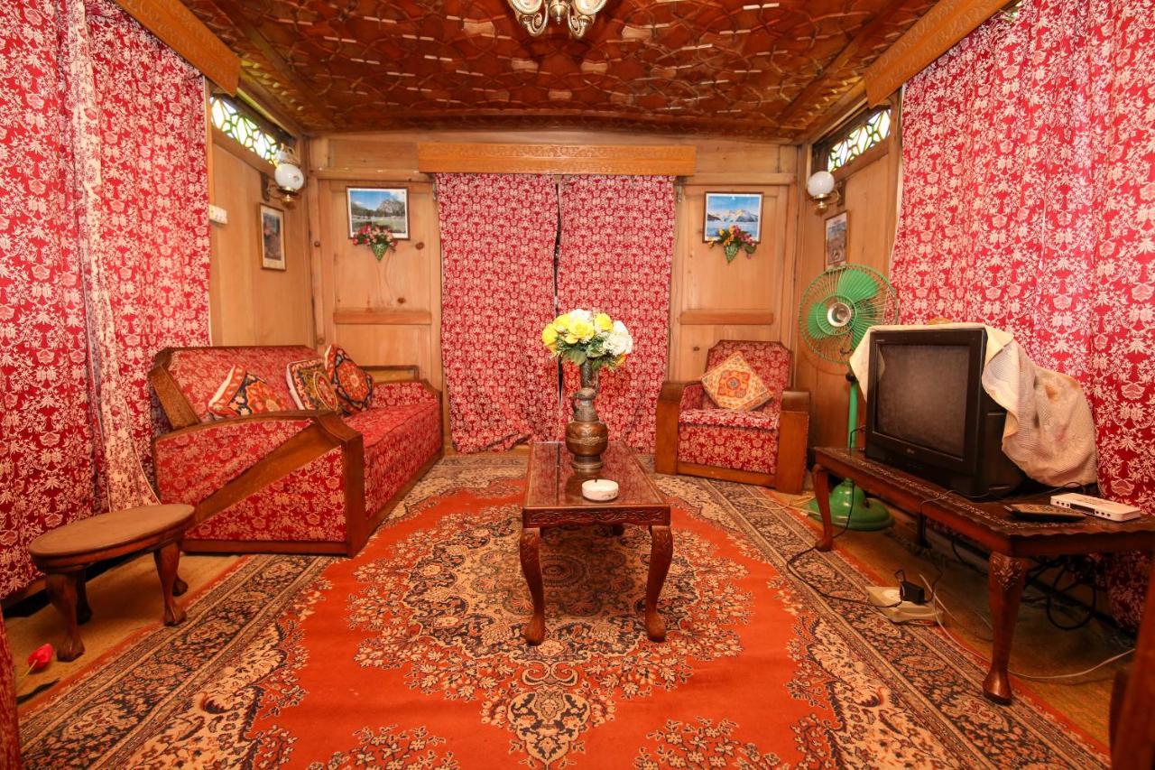The Shelter Group Of Houseboats & Tour Organiser Srinagar  Exterior photo