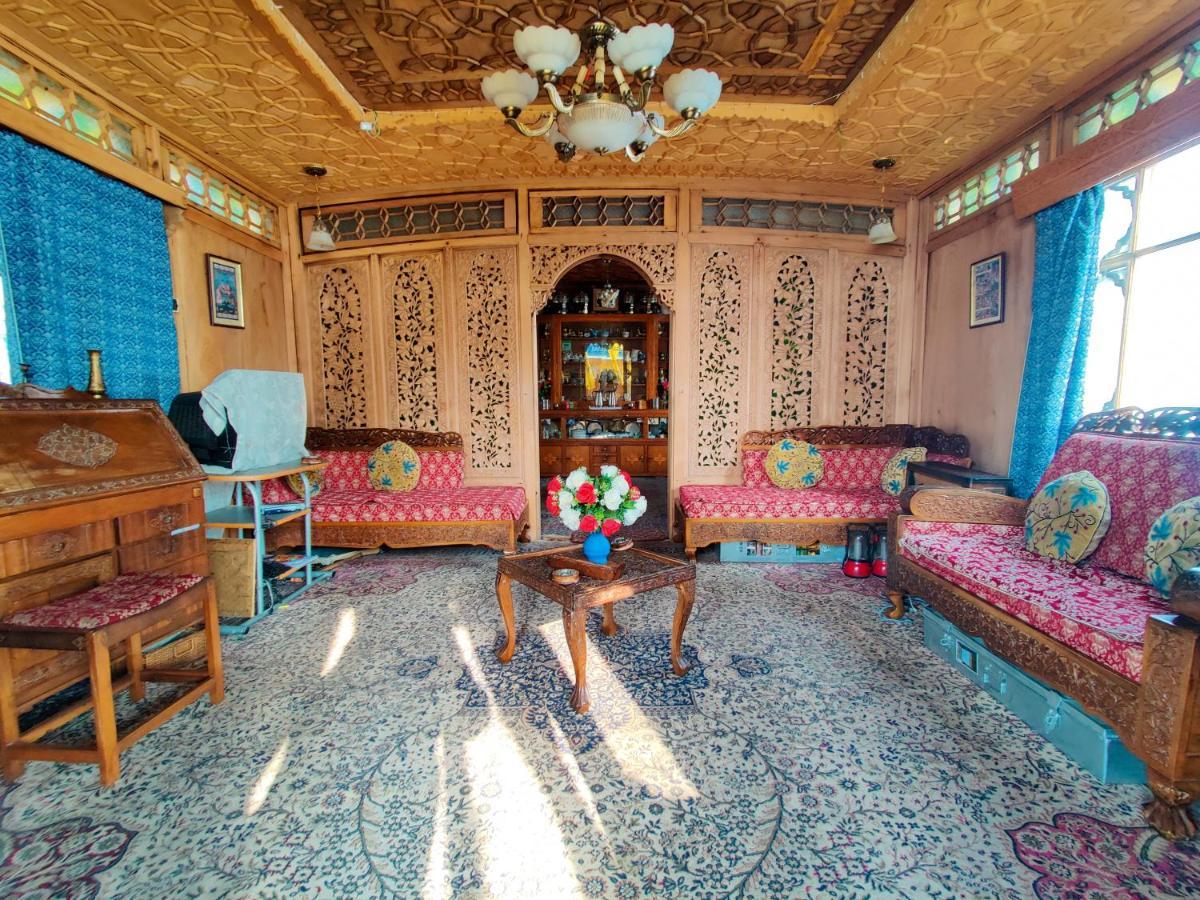 The Shelter Group Of Houseboats & Tour Organiser Srinagar  Exterior photo
